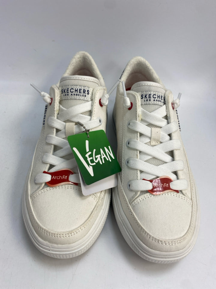 NWT Skechers  Size 7 White Sneakers