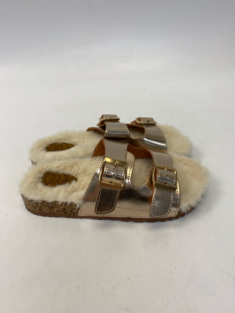 True Craft SIZE 2 Rose Gold Buckle Girl&
