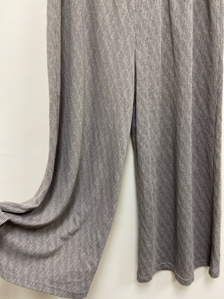 Easel Size M Gray Streaked Wide Leg Ladies Pants