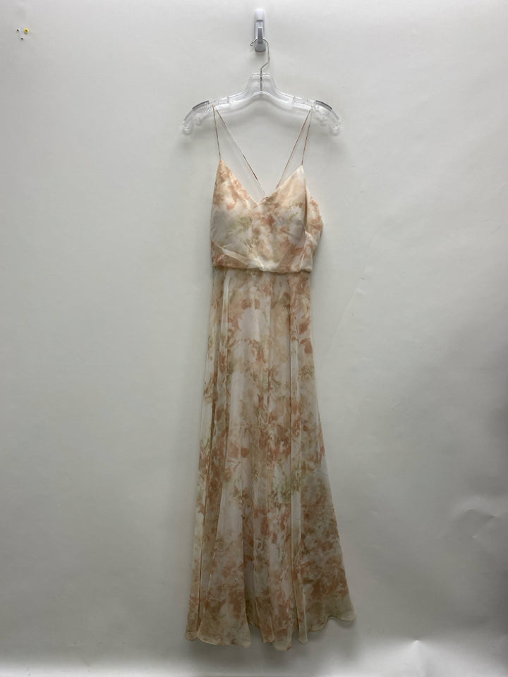 Size 4 Pale Peach Coral/Green Abstract Maxi Ladies Dress