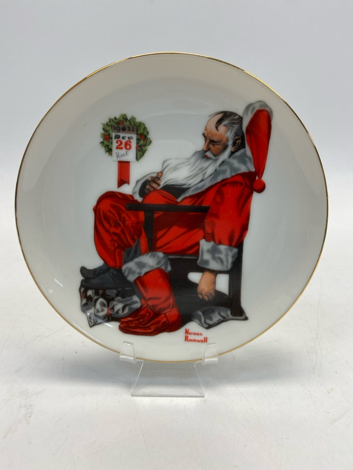 Norman Rockwell Red/White Gray/Black Santa Christmas