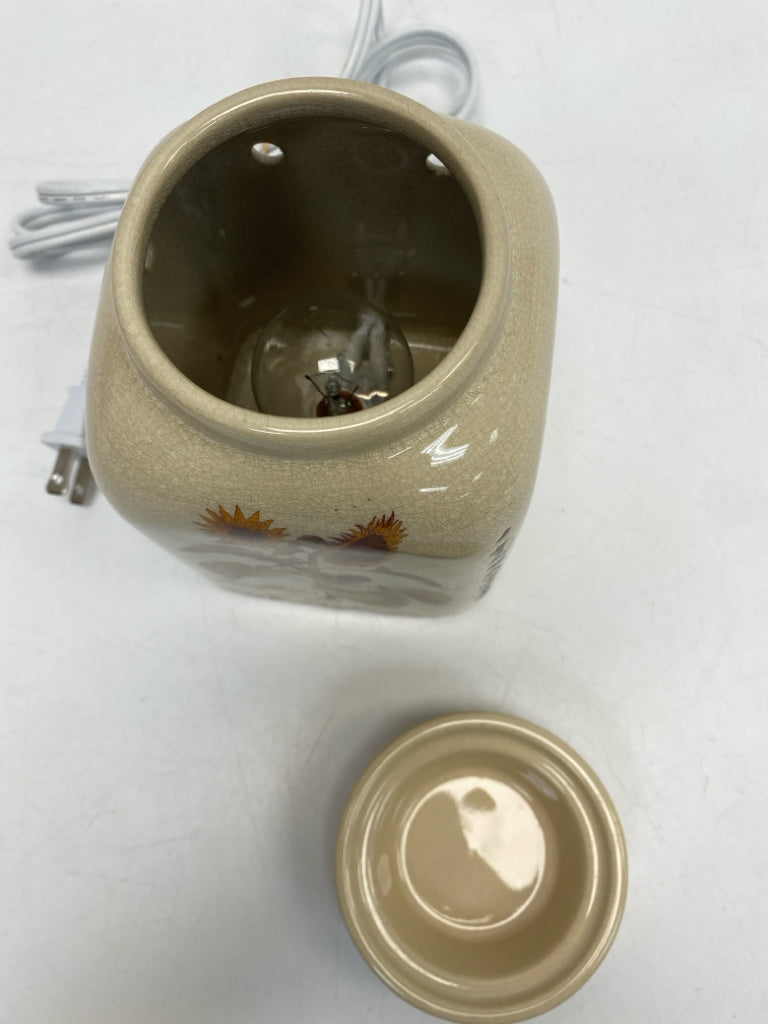 Scentsy Tan Yellow/Green Sunflower Candleholder(s)