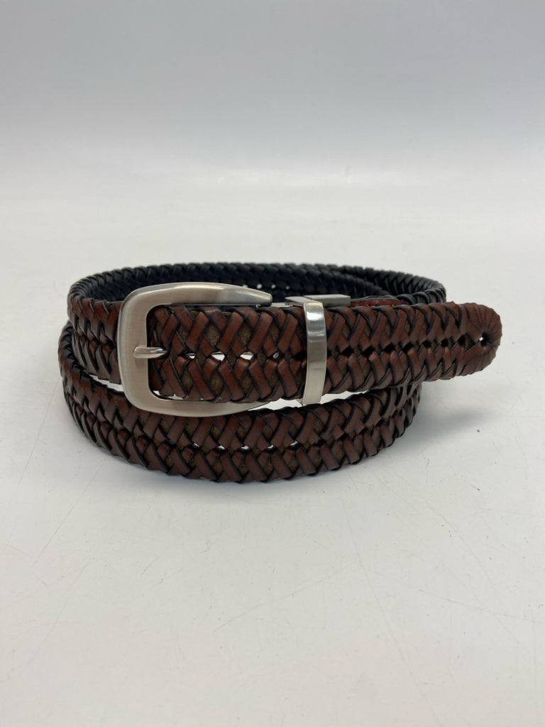 Dockers Size 38 Brown Silver Buckle Men&
