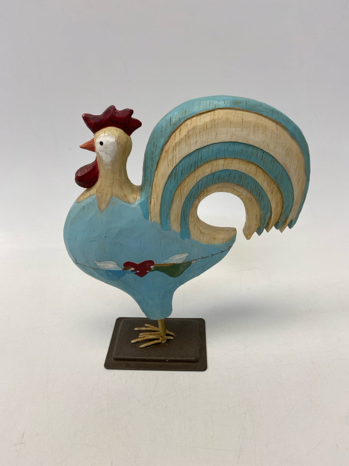 Aqua Cream Wood/Metal Figurine