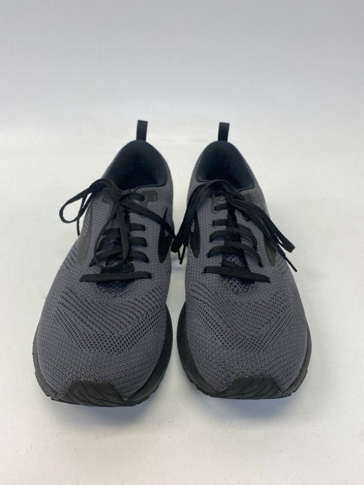 Brooks Size 11.5 Gray Men&