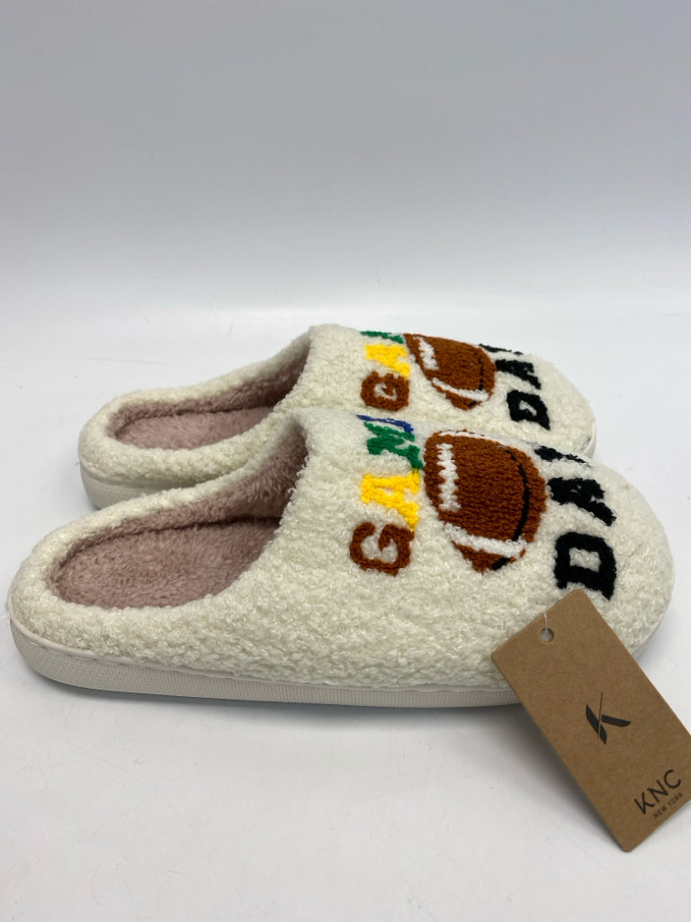 Size S, M, L White Gameday Slippers