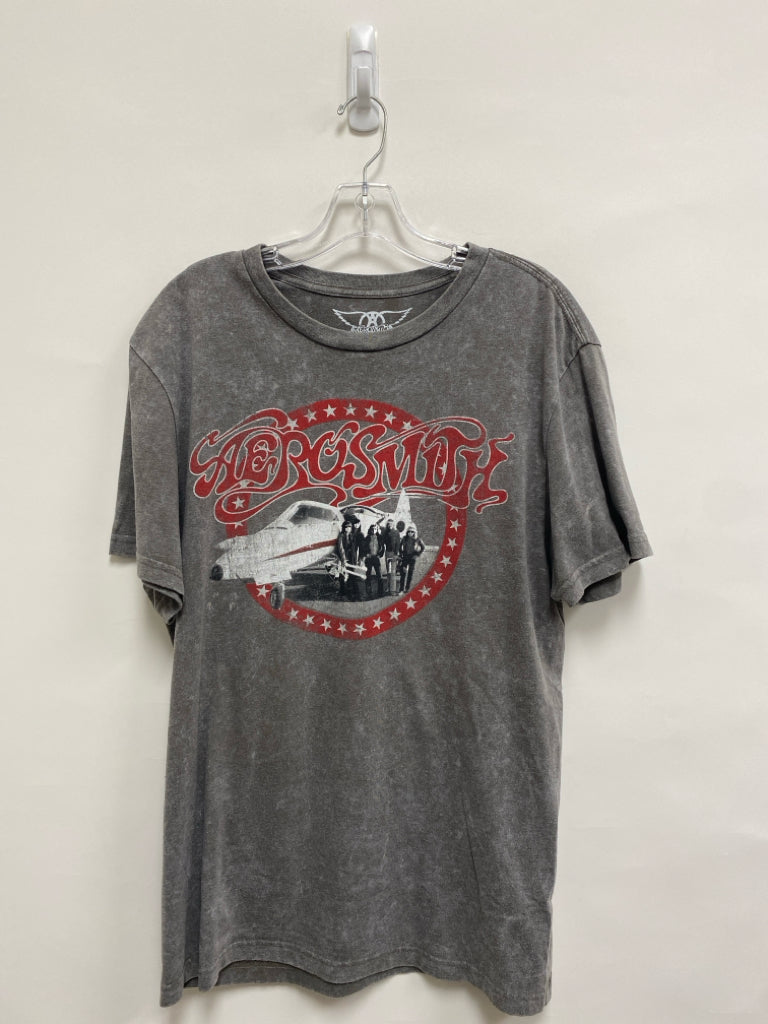 Size M Faded Gray Short Sleeve Men&