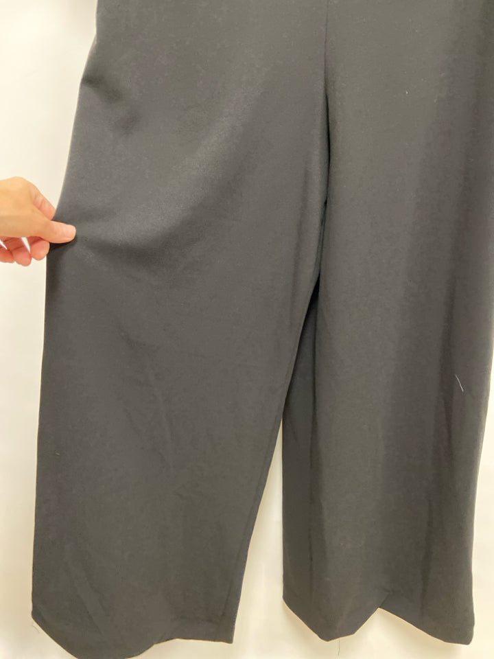 Donna Morgan Size XL Black Ladies Jumpsuit