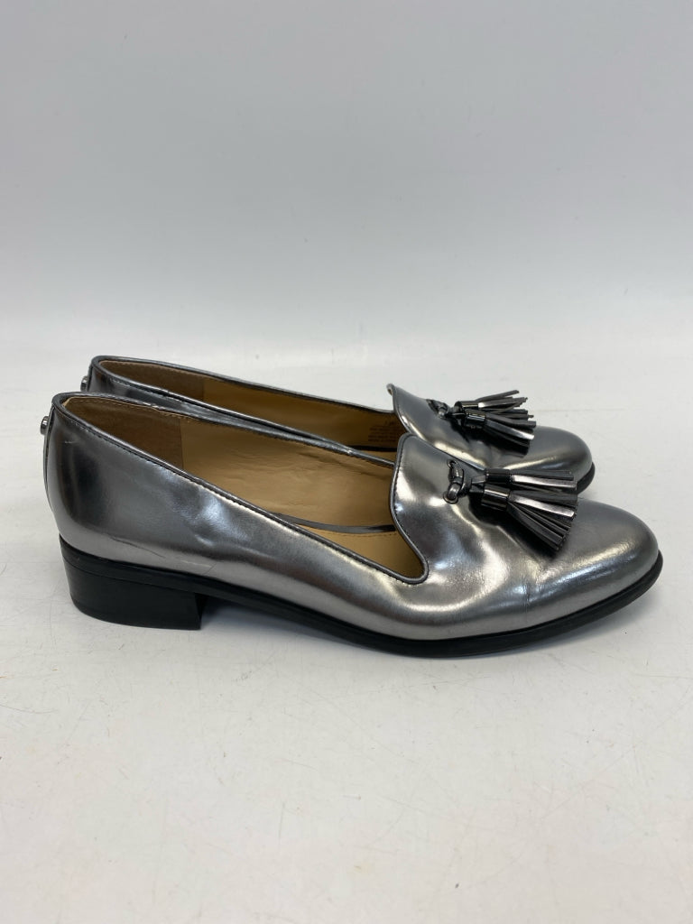 Antonio Melani  Size 7.5 Silver Tassel(es) Flats