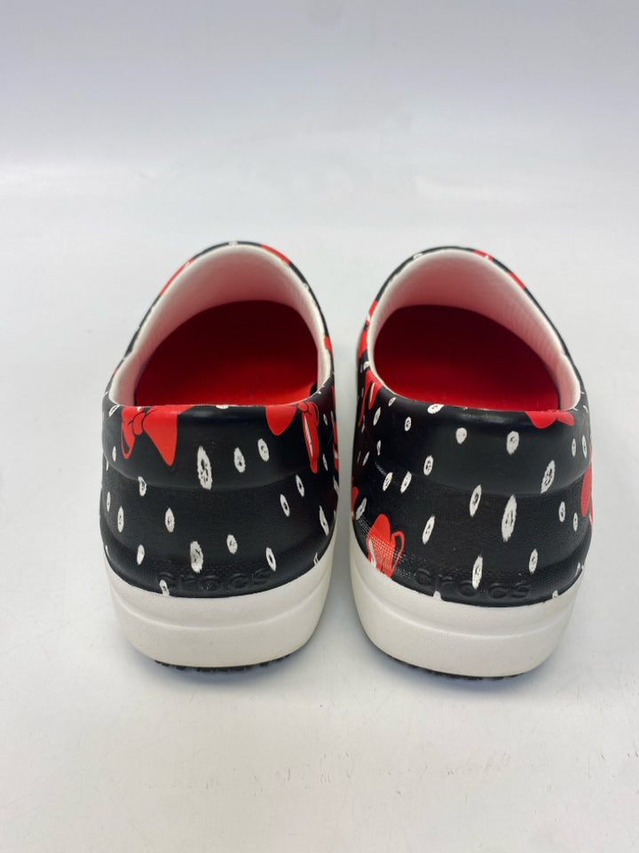 Crocs  Size 7 Black/Red White Sandals