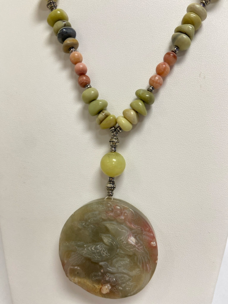 Silver Color Green/Pink Circles Necklace