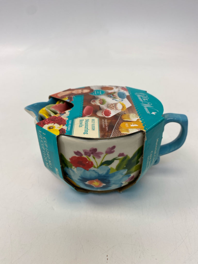 NEW/PKG Pioneer Woman Floral Ceramic Measuring Cups