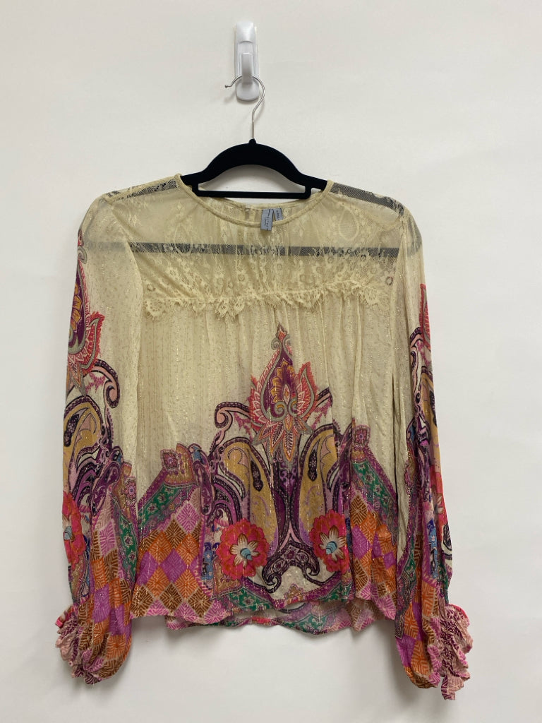 blank LONDON Size XS Beige Gold/Multi Assorted Print Ladies Top