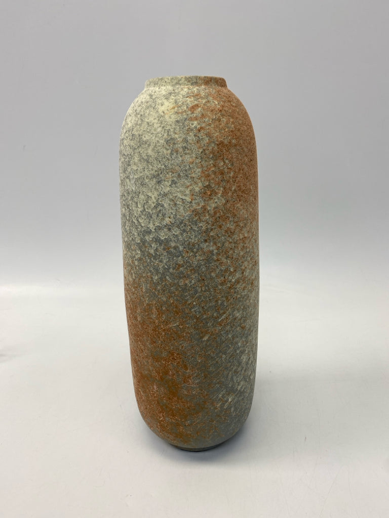 Terra Cotta Gray Gradient Vase