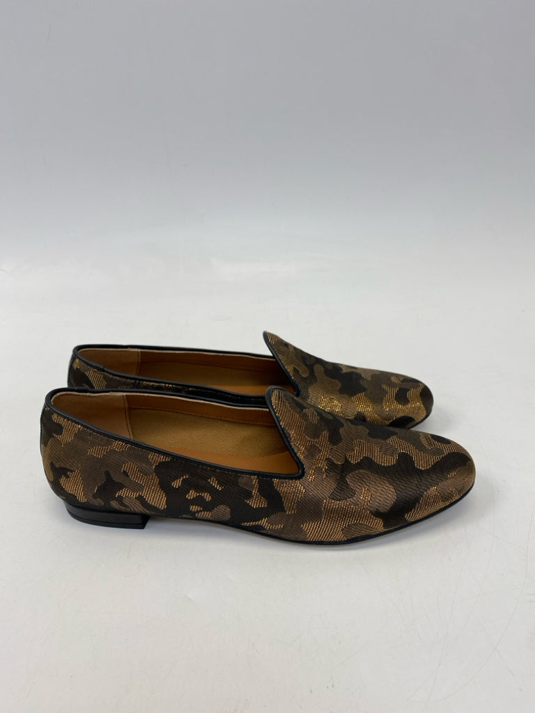 Size 8 Brown/Gold Fabric Flats