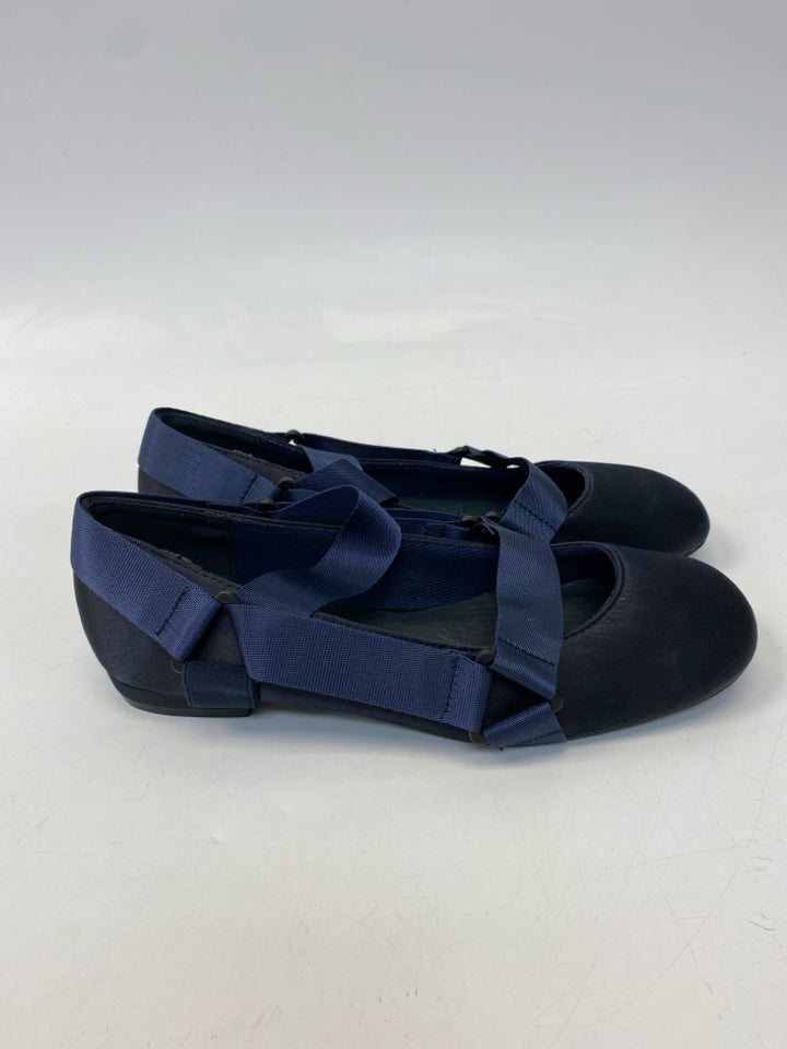 Size 39 Black Blue Flats