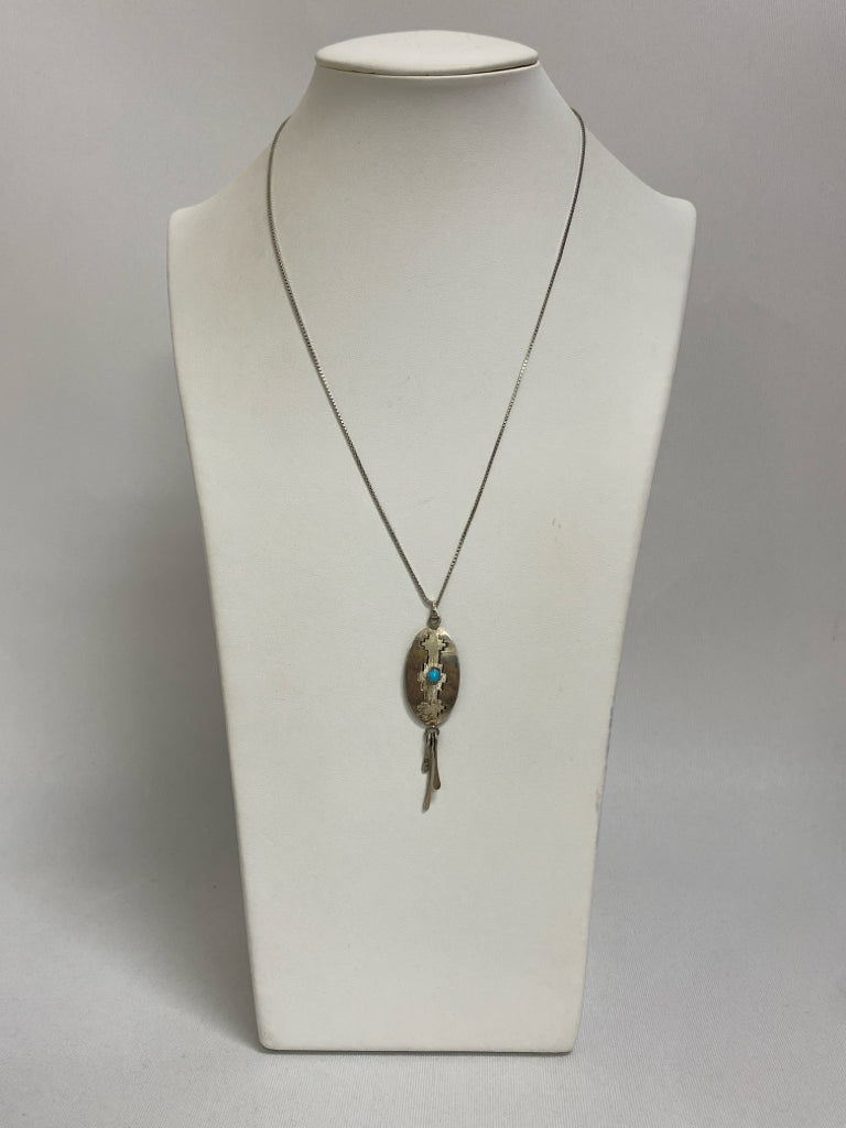 Silver Turquoise Stones Necklace