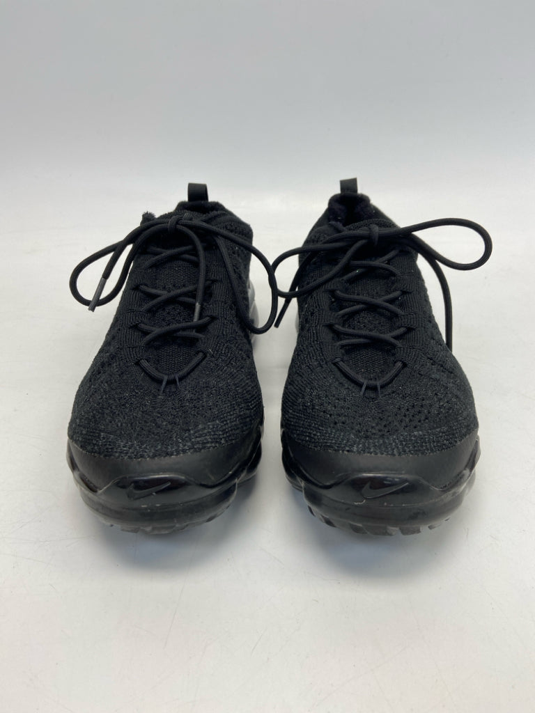 Nike US Shoe Size 10 Black Lace-up Sneakers