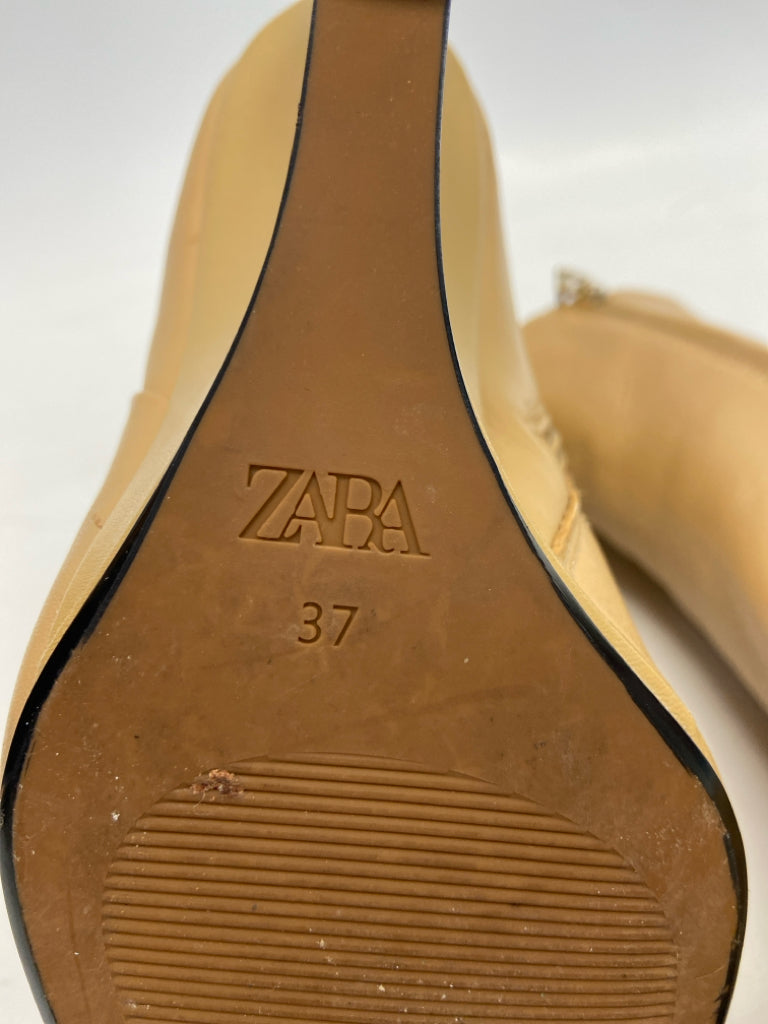 Zara EU Shoe Size 37 Camel Boots