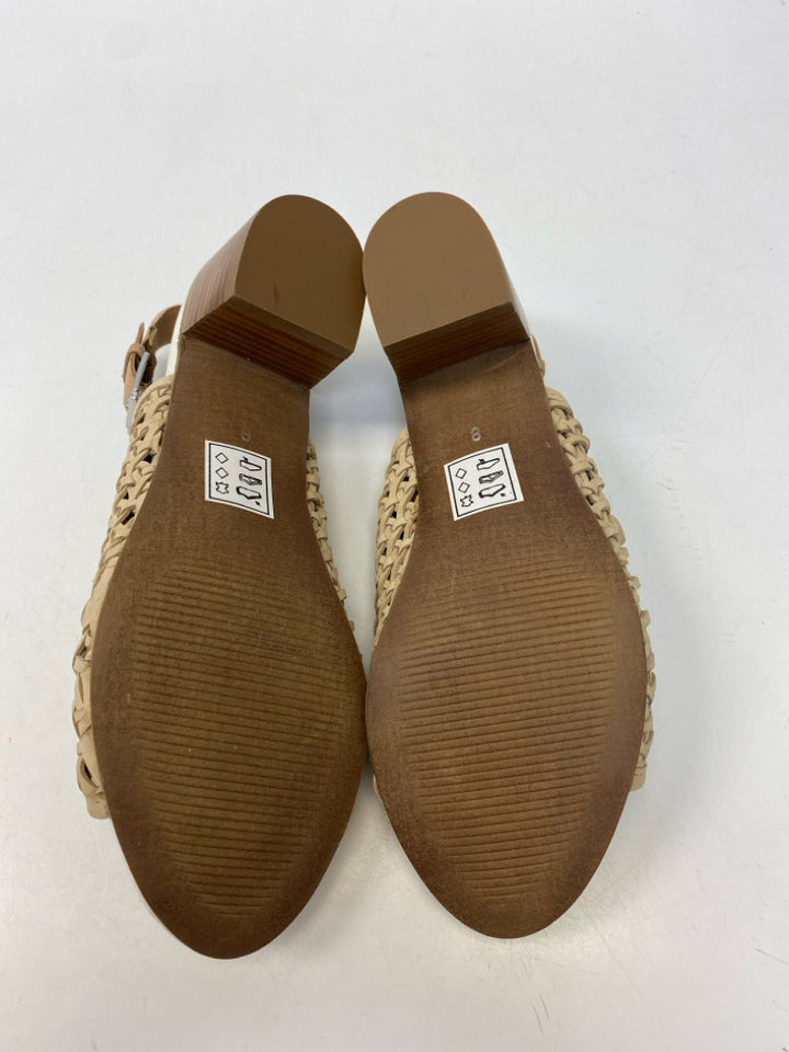 NWOT  Size 8 Tan Woven Sandals