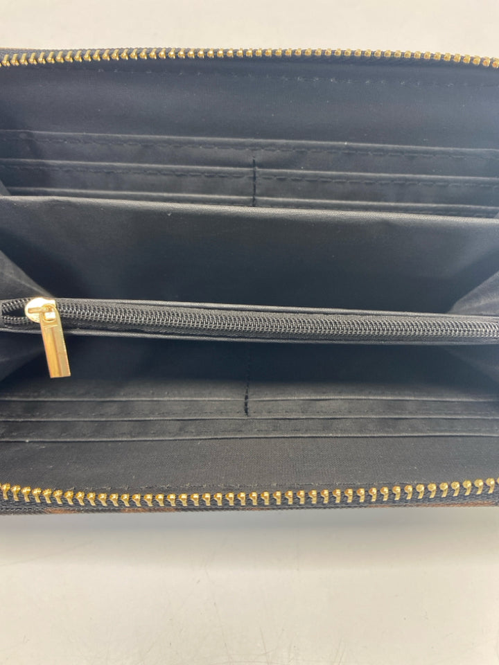 Black Brown Animal Print Wristlet