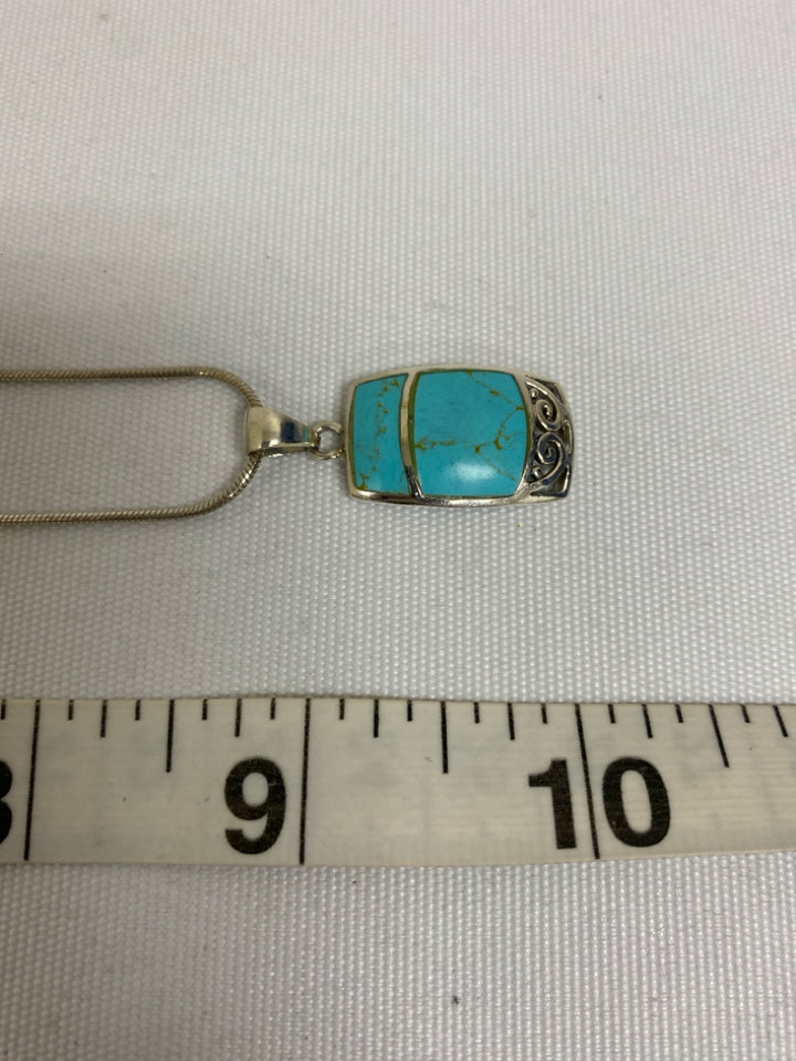 NWT Silver Turquoise Square Necklace