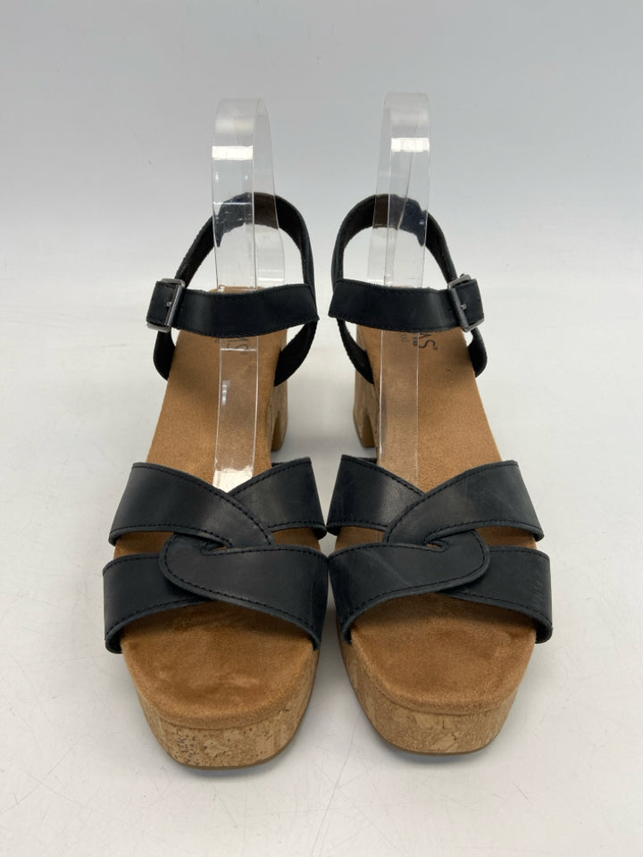 Toms  Size 8 Black Sandals