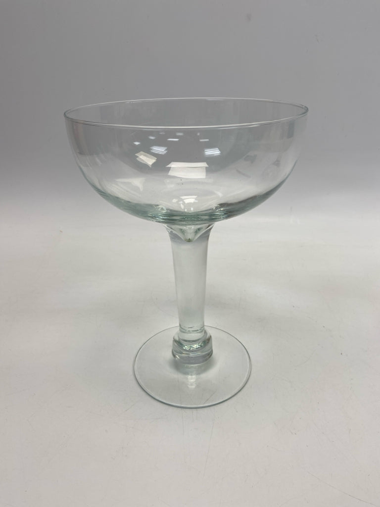 Clear Glass Bowl(s)