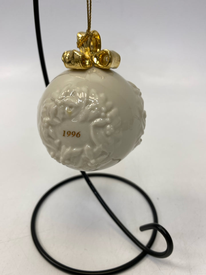 Lenox  Ornament Ball Ornament 1996