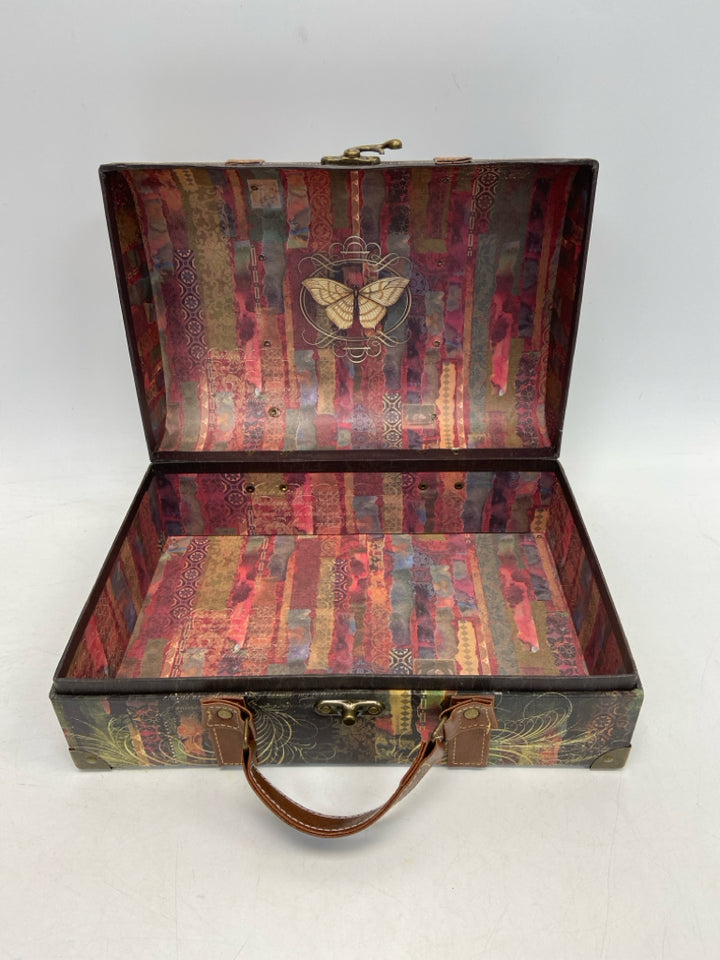 Brown/White Flowers Box