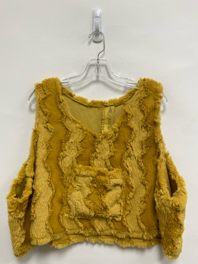 Moon Pye Size OSFM Goldenrod Sleeveless Faux Fur Ladies Sweater Vest