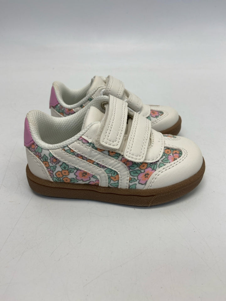 Cat &amp; Jack SIZE 5 White Green/Pink Flowers Girl&