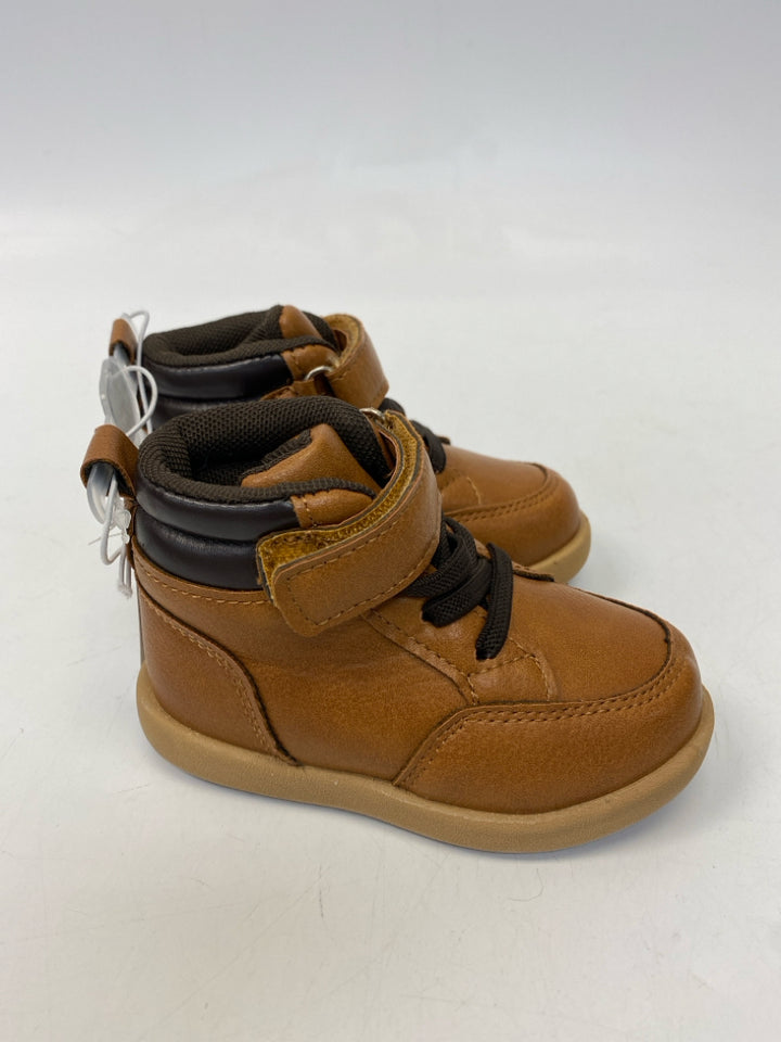 NWT First Steps SIZE 4 Brown Boy&