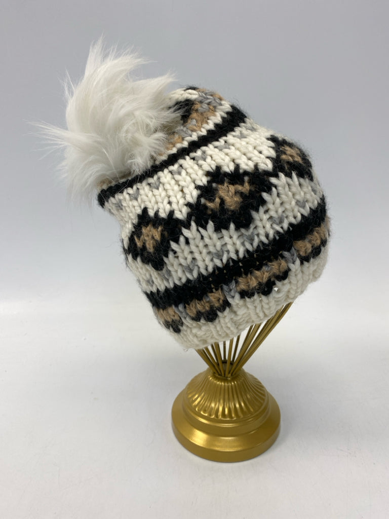 LOFT White Black/Brown Winter Hat