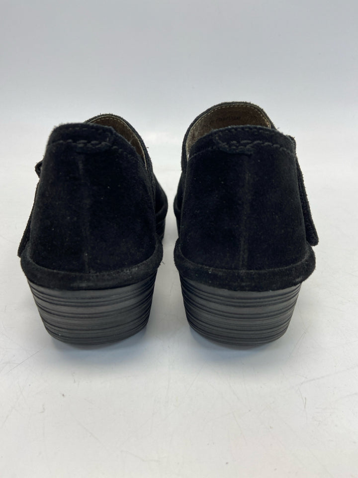 Fly London EU Shoe Size 36 US Shoe Size 5.5 Black Heels