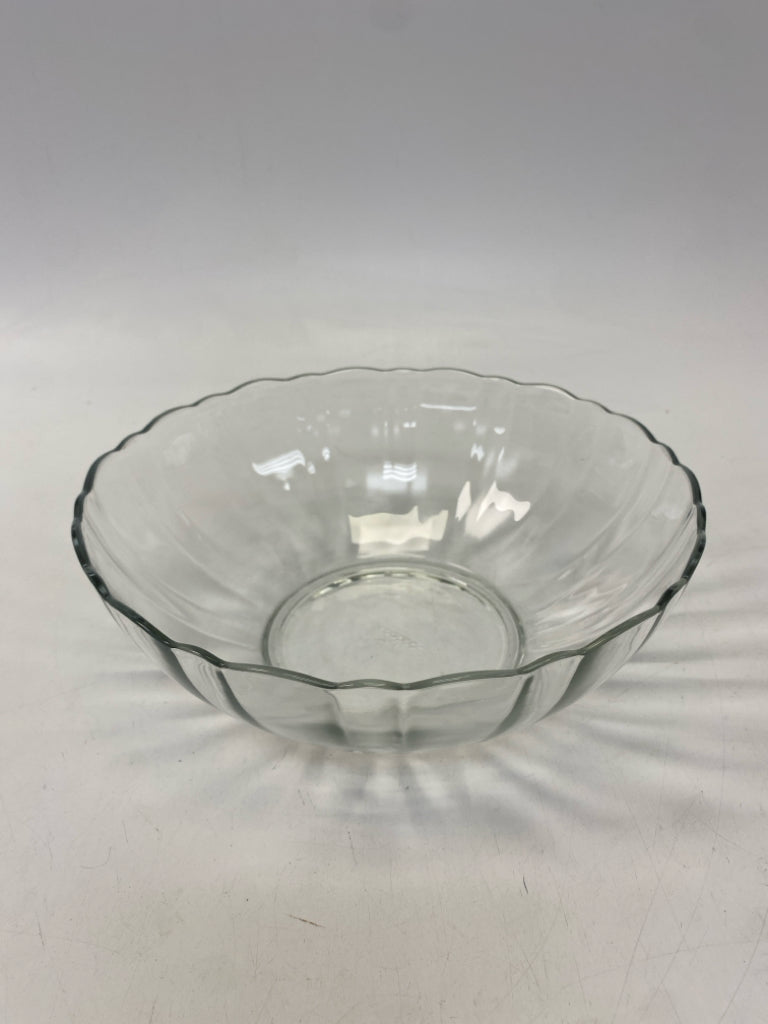 Clear Glass Bowl(s)