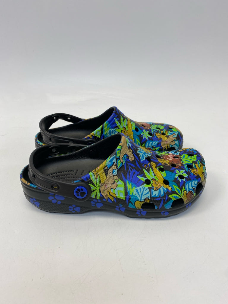 NWOT Crocs Size 6.5 Black Blue/Multi Men&