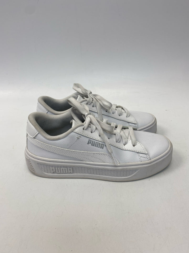 Puma  Size 8 White Lace-up Sneakers