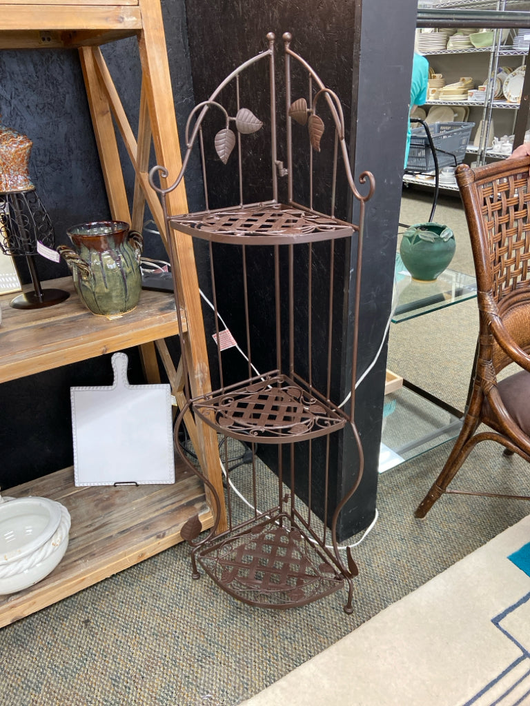 Brown Ivy Metal Misc. Home Item