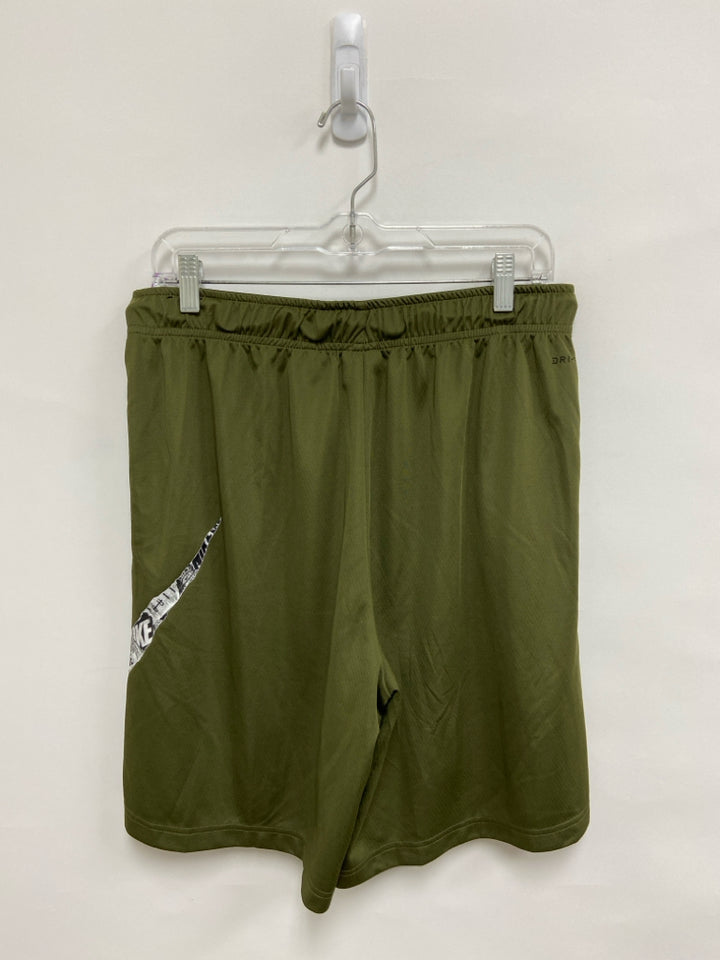 Nike Size L Dark Green Pull-on Men&