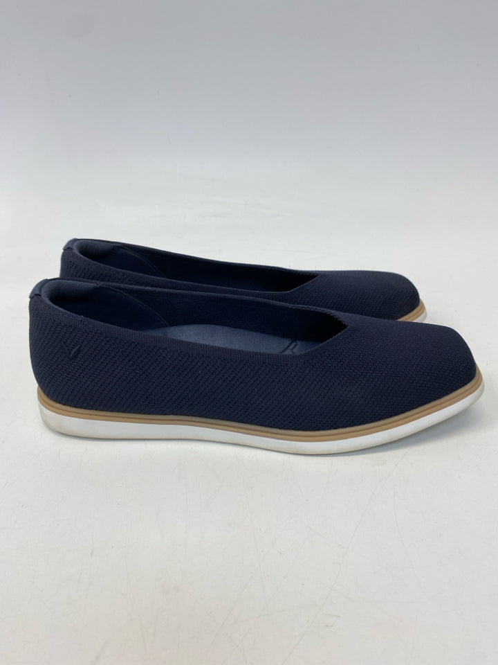 Vivaia  Size 7 Navy Fabric Flats