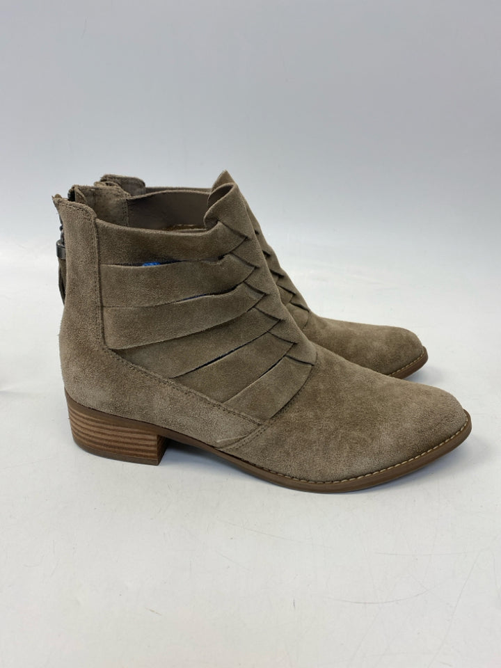 Volatile US Shoe Size 10 Brown Suede Boots