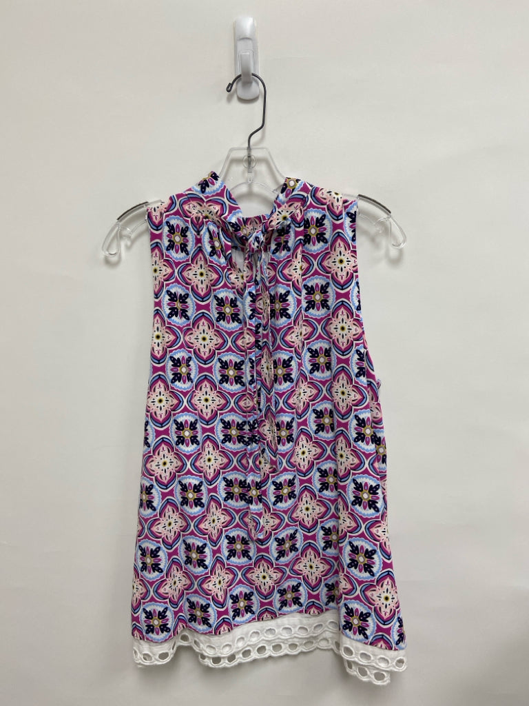 Crown &amp; Ivy Size XL Navy/Blue Purple/White Medallion Sleeveless Ladies Top