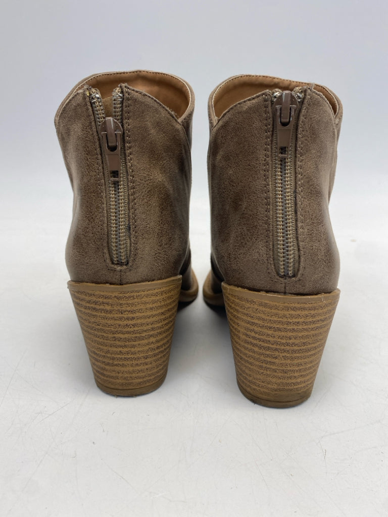 Qupid US Shoe Size 6 Brown Zipper Boots