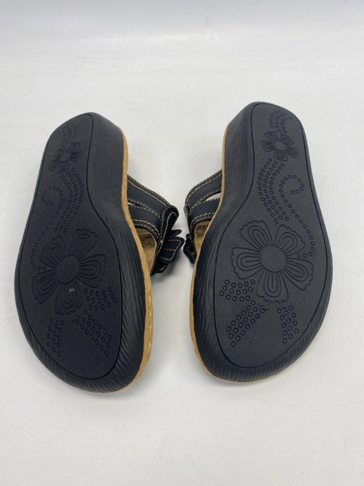 NWOT White Mountain  Size 9 Black Sandals