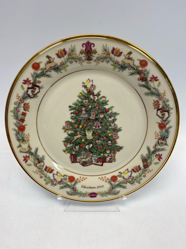 Lenox Cream Green/Multi Christmas Decorative Plate