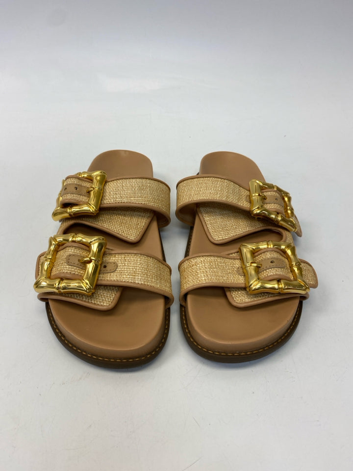 Size 8.5 Natural Gold Buckle(s) Sandals