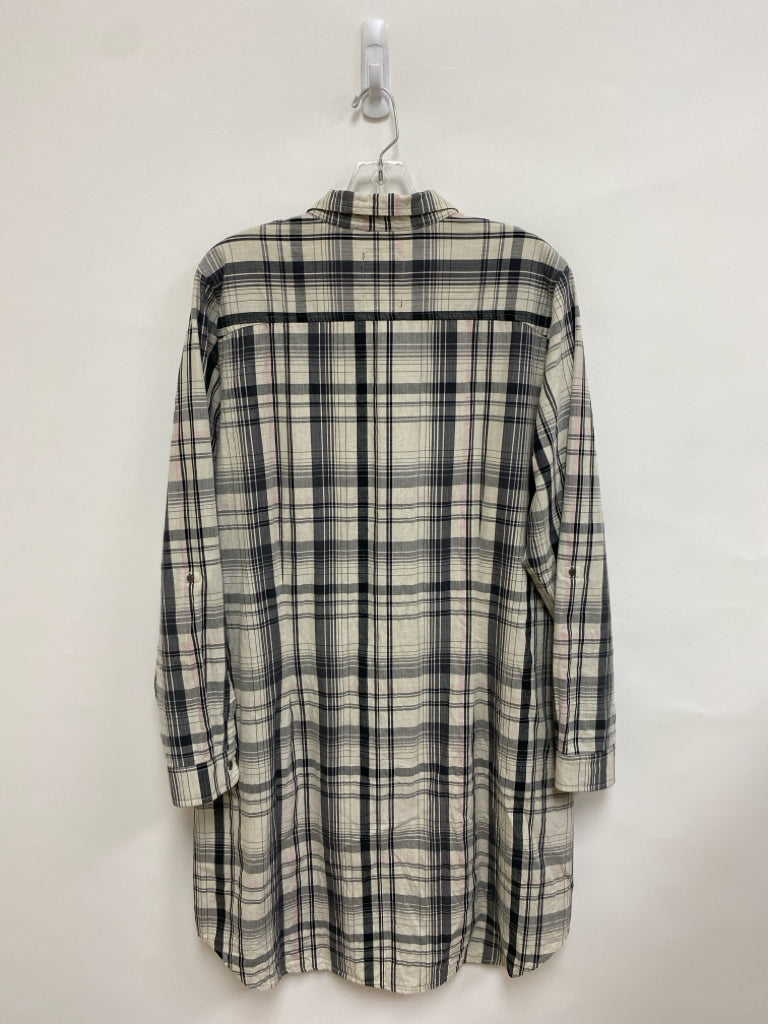 North Face Size XL Gray Black/Pink Plaid Button Up Ladies Dress