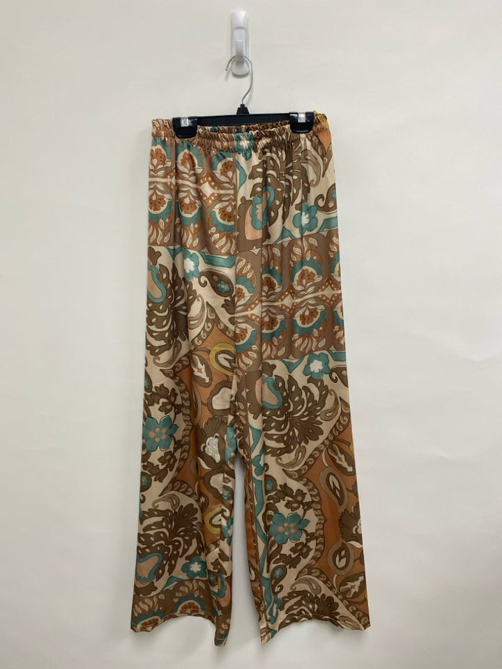 Size M Tan Blue/White Floral Ladies Pants