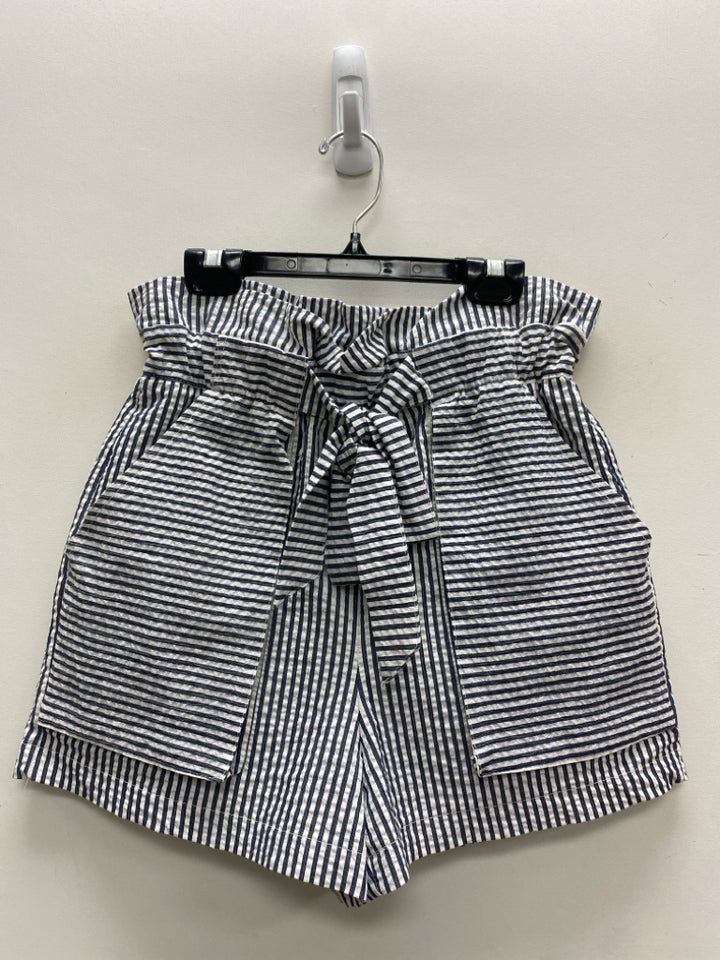 Zara Size XS White/Navy Striped Seersucker Ladies Shorts